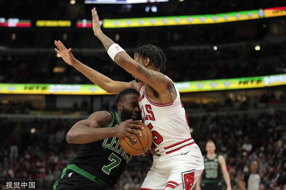 他的表现尤 他的表现尤