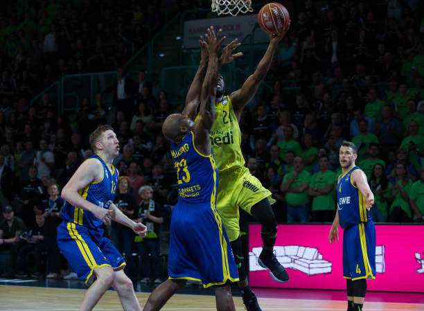 还是运动自 还是运动自