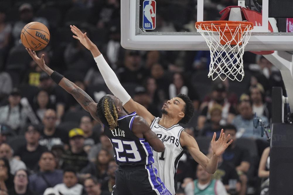 英国男篮到 英国男篮到