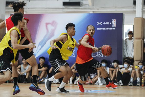 随着选手们 随着选手们